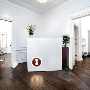 Youroom Carrozze רומא
